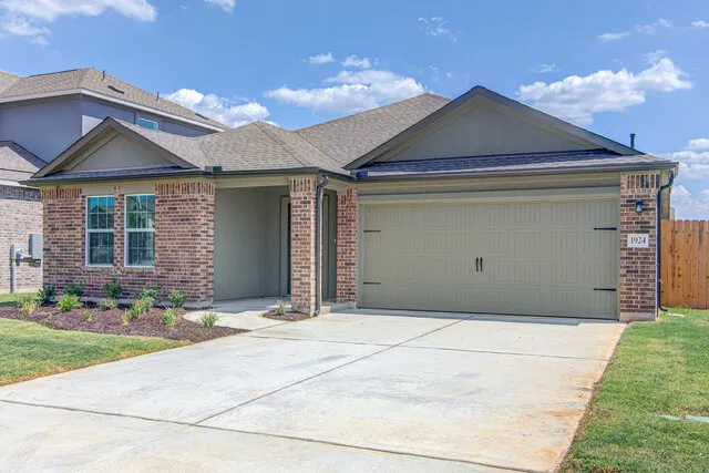 $2,250 | 1924 Guntersville Bend, Leander, TX 78641
