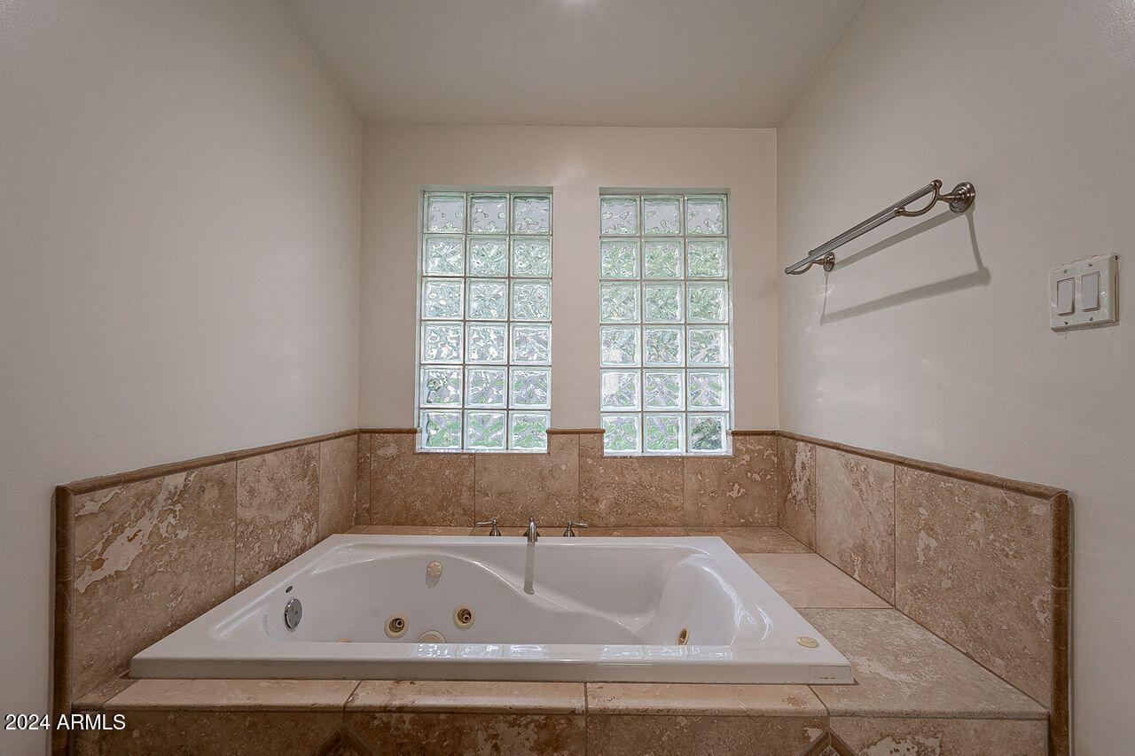 1822 East Bethany Home Road Phoenix, AZ 85016 - Photo 22 of 29 Bethany-42
