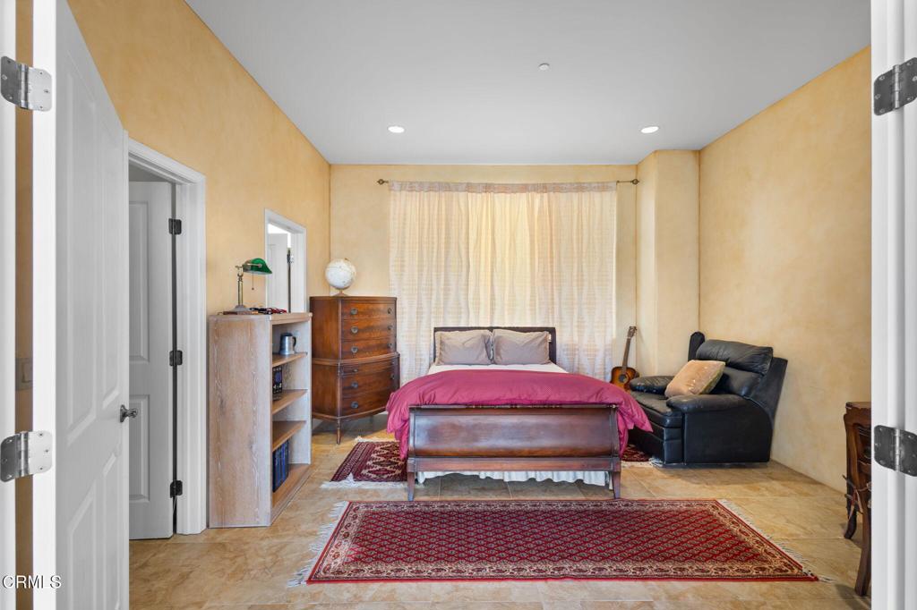 5160 Neptune Square Oxnard, CA 93035 - Photo 47 of 74