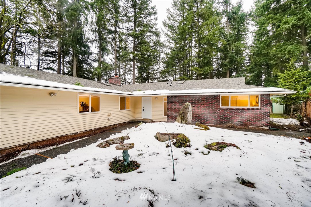 15551 Southeast 148th Street Renton, WA 98059 - Photo 1 of 25 Gallery Image 1
