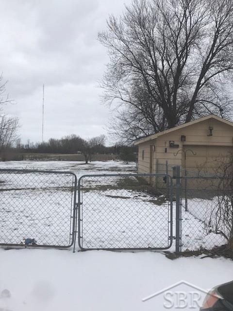 1710 Schust Road Saginaw, MI 48604 - Photo 3 of 3 31345262-2.JPG