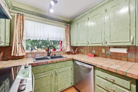 $399,999 | 700 Harbour Drive, Unit 2350, Boca Raton, FL 33431