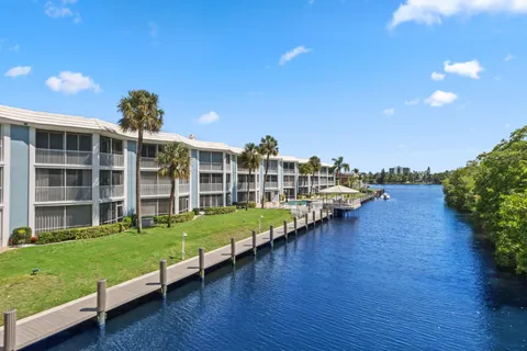 $399,999 | 700 Harbour Drive, Unit 2350, Boca Raton, FL 33431