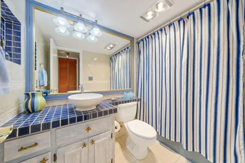 $399,999 | 700 Harbour Drive, Unit 2350, Boca Raton, FL 33431