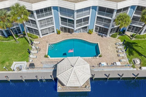 $399,999 | 700 Harbour Drive, Unit 2350, Boca Raton, FL 33431