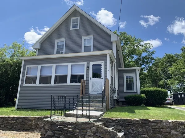 $1,850 | 5 Emerald Street, Unit 1, Gardner, MA 01440