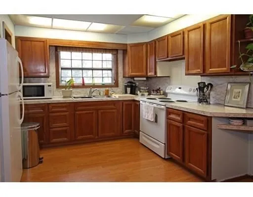 $1,850 | 5 Emerald Street, Unit 1, Gardner, MA 01440