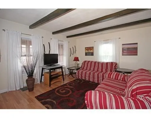 $1,850 | 5 Emerald Street, Unit 1, Gardner, MA 01440