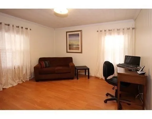 $1,850 | 5 Emerald Street, Unit 1, Gardner, MA 01440