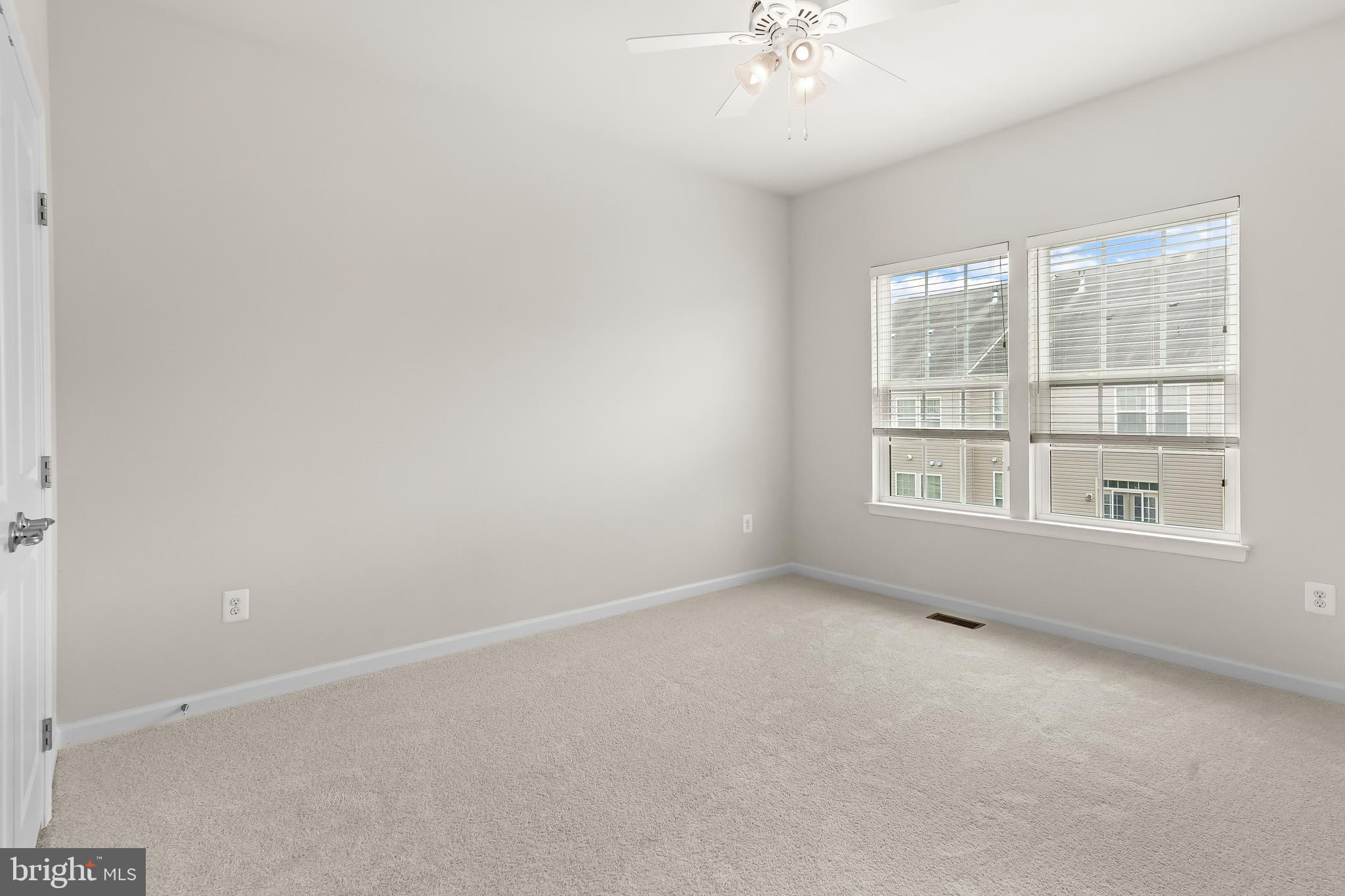 336 Chessington Drive Odenton, MD 21113 - Photo 17 of 24 an empty room with a window