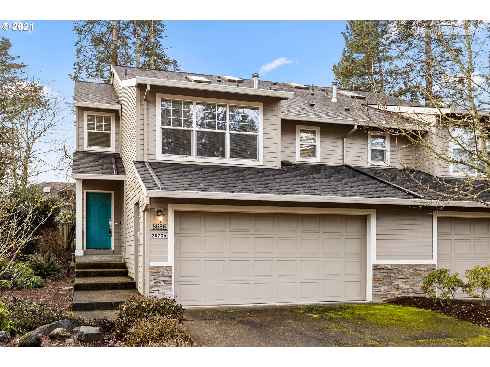 8686 Northeast Rockspring Street Hillsboro, OR 97006 - Photo 1 of 29 Gallery Image 1