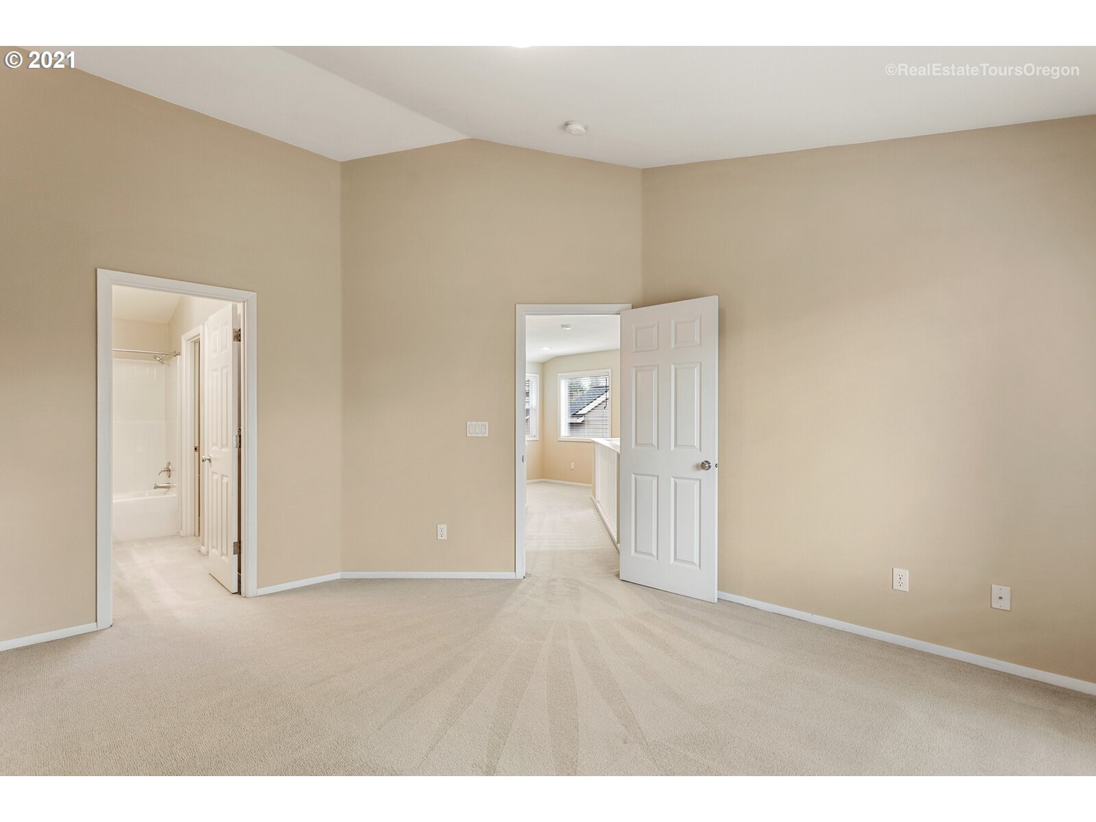 8686 Northeast Rockspring Street Hillsboro, OR 97006 - Photo 20 of 29 Gallery Image 20