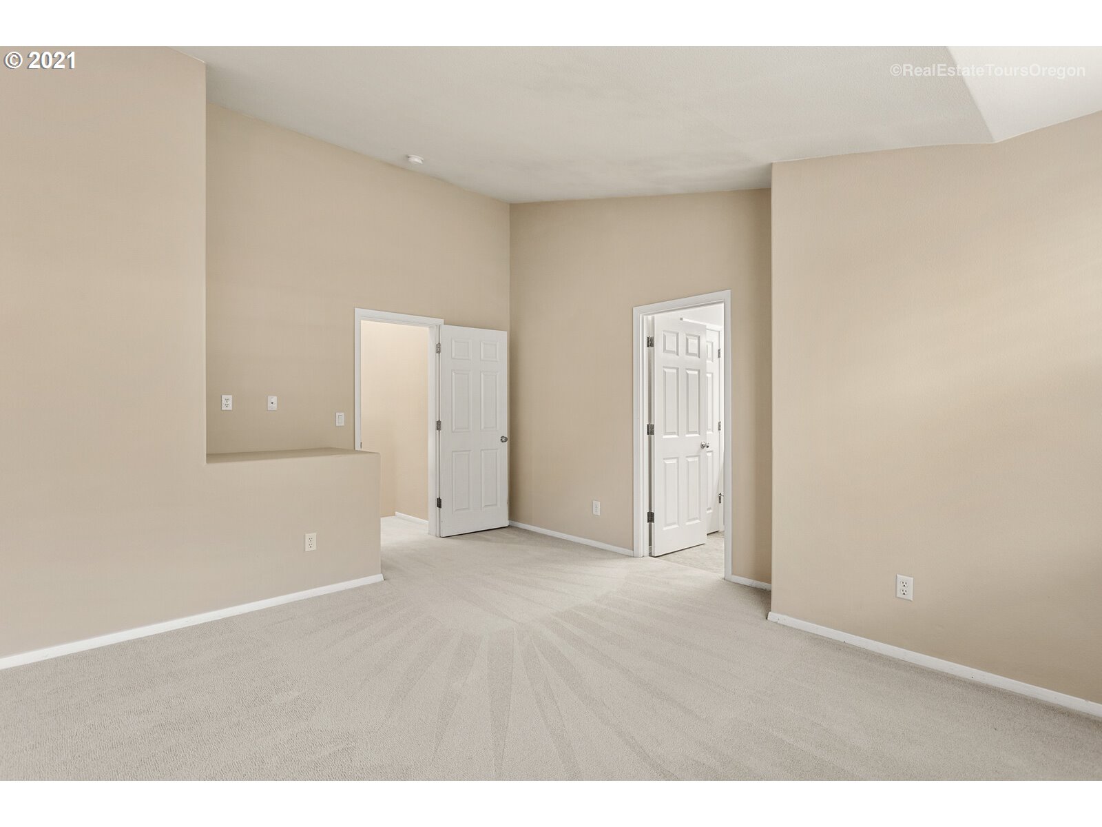 8686 Northeast Rockspring Street Hillsboro, OR 97006 - Photo 27 of 29 Gallery Image 27