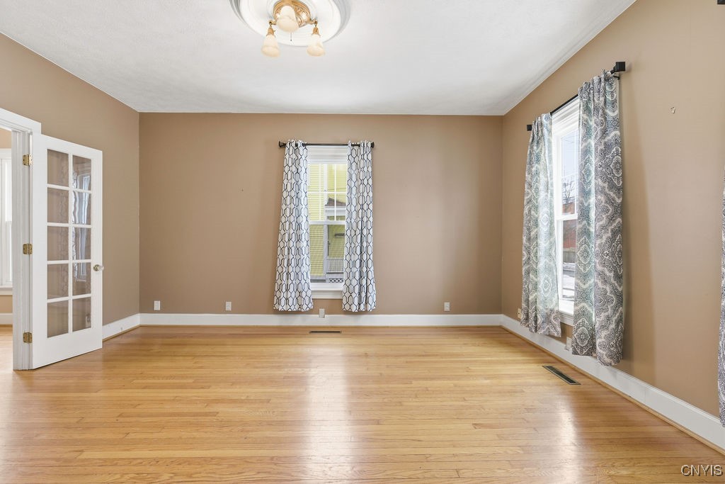 312 Stone Street Oneida, NY 13421 - Photo 11 of 38