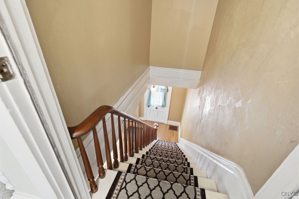 312 Stone Street Oneida, NY 13421 - Photo 27 of 38