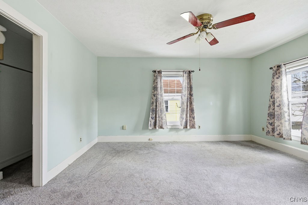 312 Stone Street Oneida, NY 13421 - Photo 32 of 38