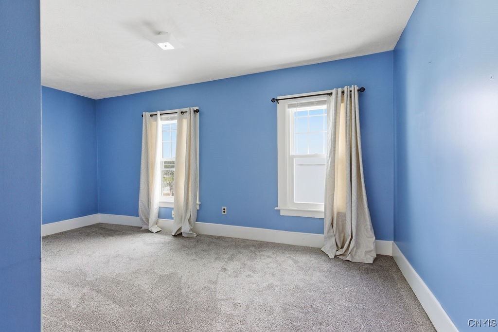 312 Stone Street Oneida, NY 13421 - Photo 33 of 38