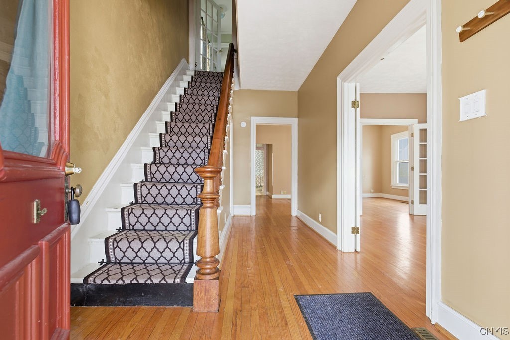 312 Stone Street Oneida, NY 13421 - Photo 10 of 38