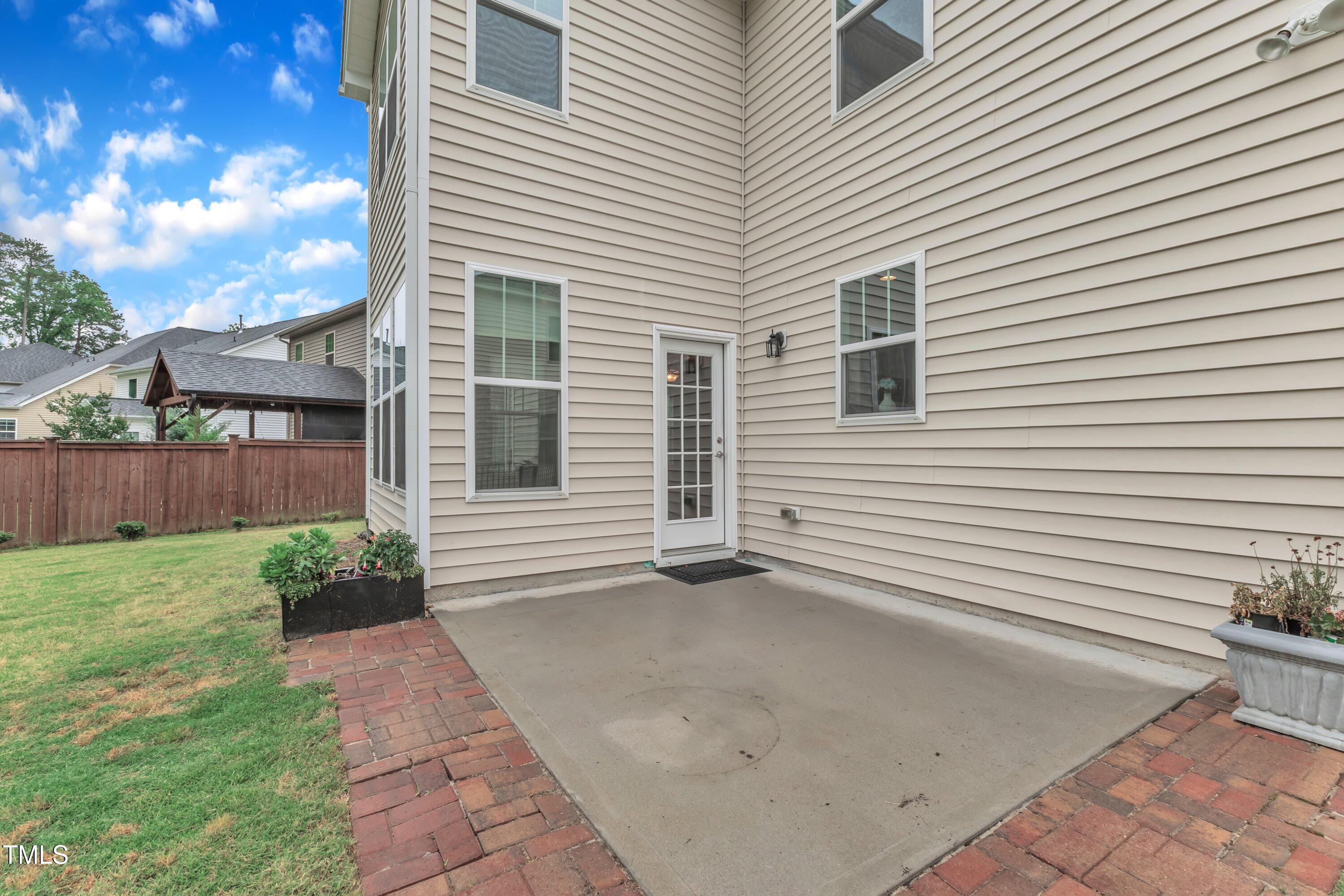 3449 South Beaver Lane Raleigh, NC 27604 - Photo 50 of 52 Patio