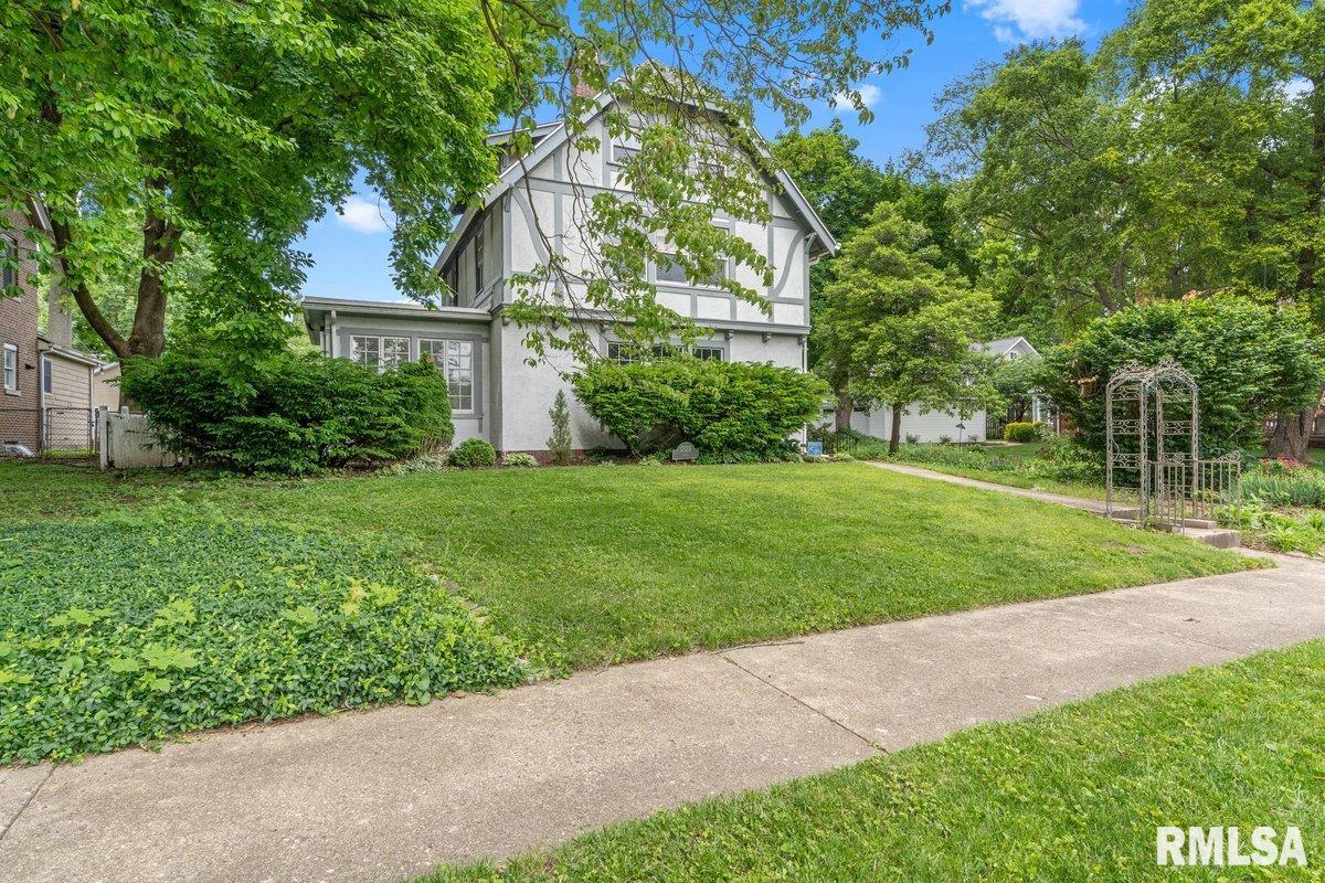 1325 South Bates Avenue Springfield, IL 62704 - Photo 7 of 55