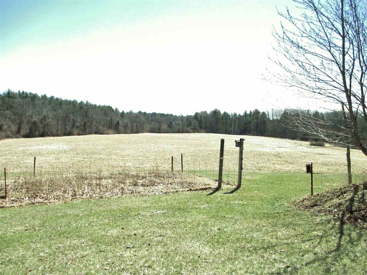 73 Exeter Road Kingston, NH 03848 - Photo 2 of 11