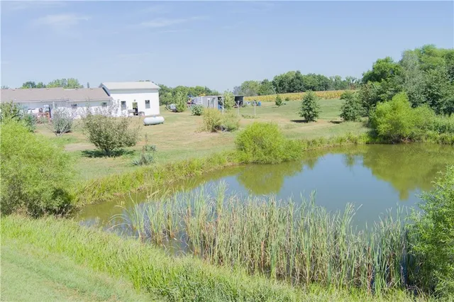 $250,000 | 9017 Northwest Barwick Drive, Cameron, MO 64429