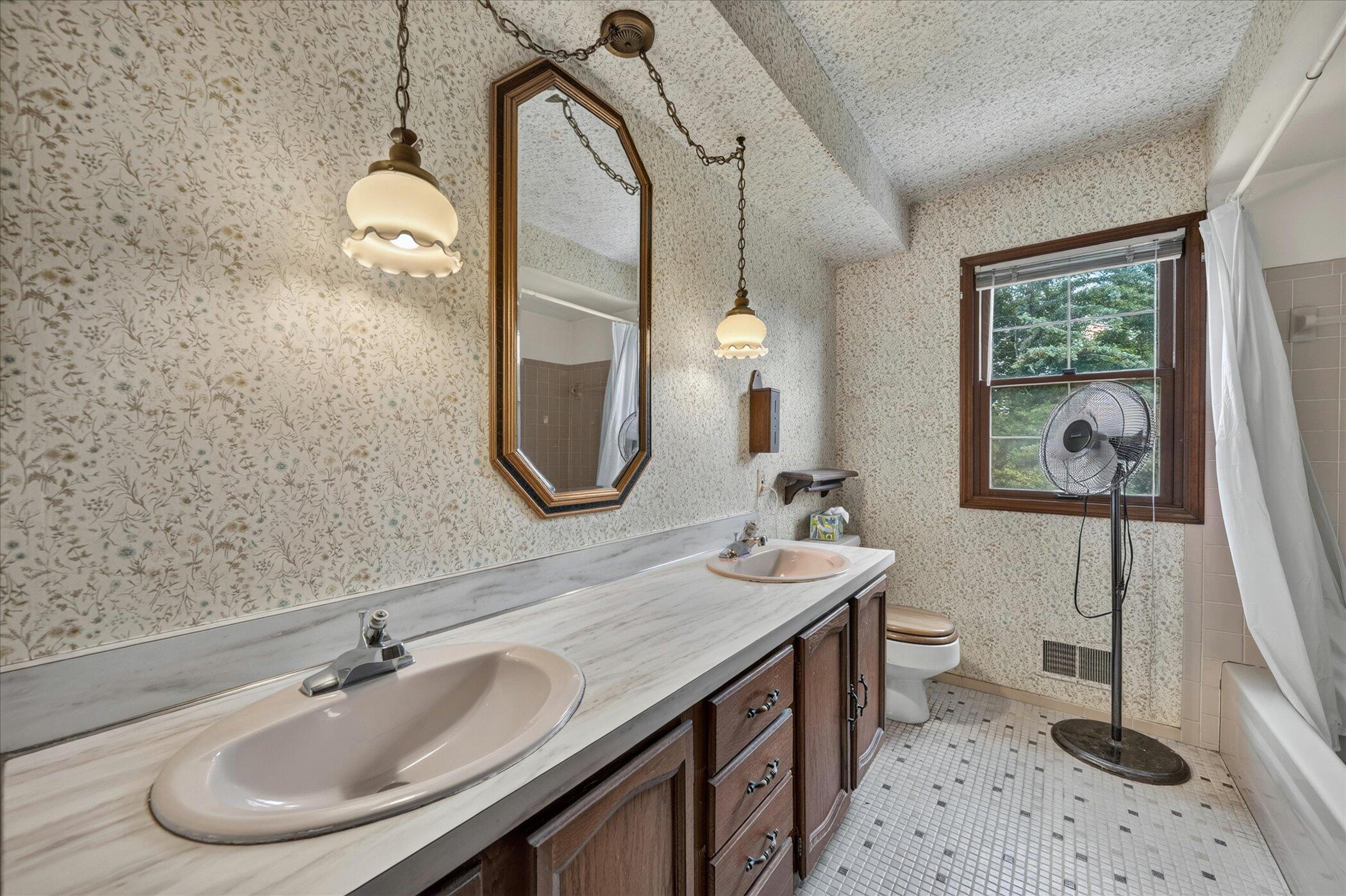46168 Quail Ridge Court Plymouth, MI 48170 - Photo 25 of 40 26-46168-Quail-Ridge-Ct-Plymouth-WindowS