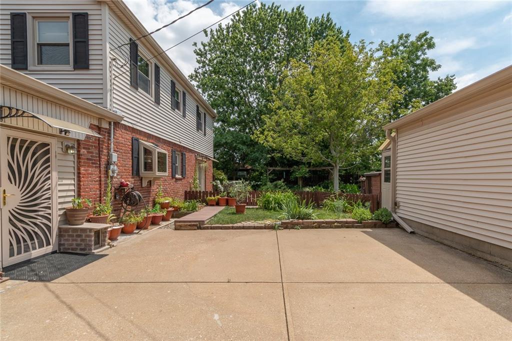 7718 South Franklin Road Indianapolis, IN 46259 - Photo 28 of 31 Gallery Image 28