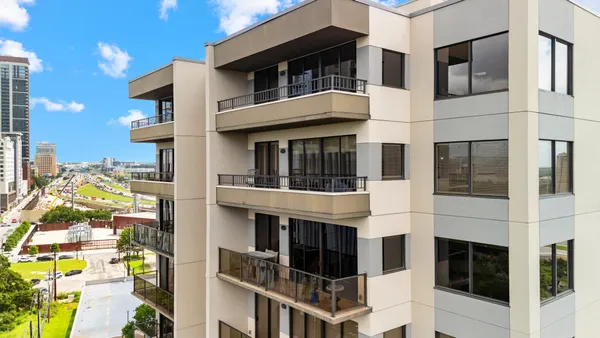 $849,900 | 40 North I H 35, Unit 12A3, Austin, TX 78701