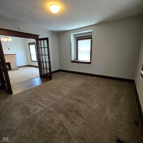 $134,900 | 709 West Riverside Avenue, Muncie, IN 47303