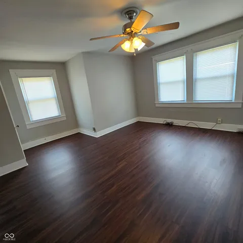 $134,900 | 709 West Riverside Avenue, Muncie, IN 47303