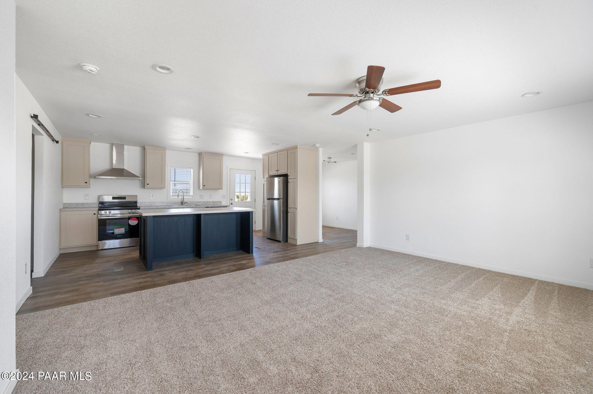 790 West Little Ranch Road Paulden, AZ 86334 - Photo 6 of 34 Living Room and Kitchen (2)