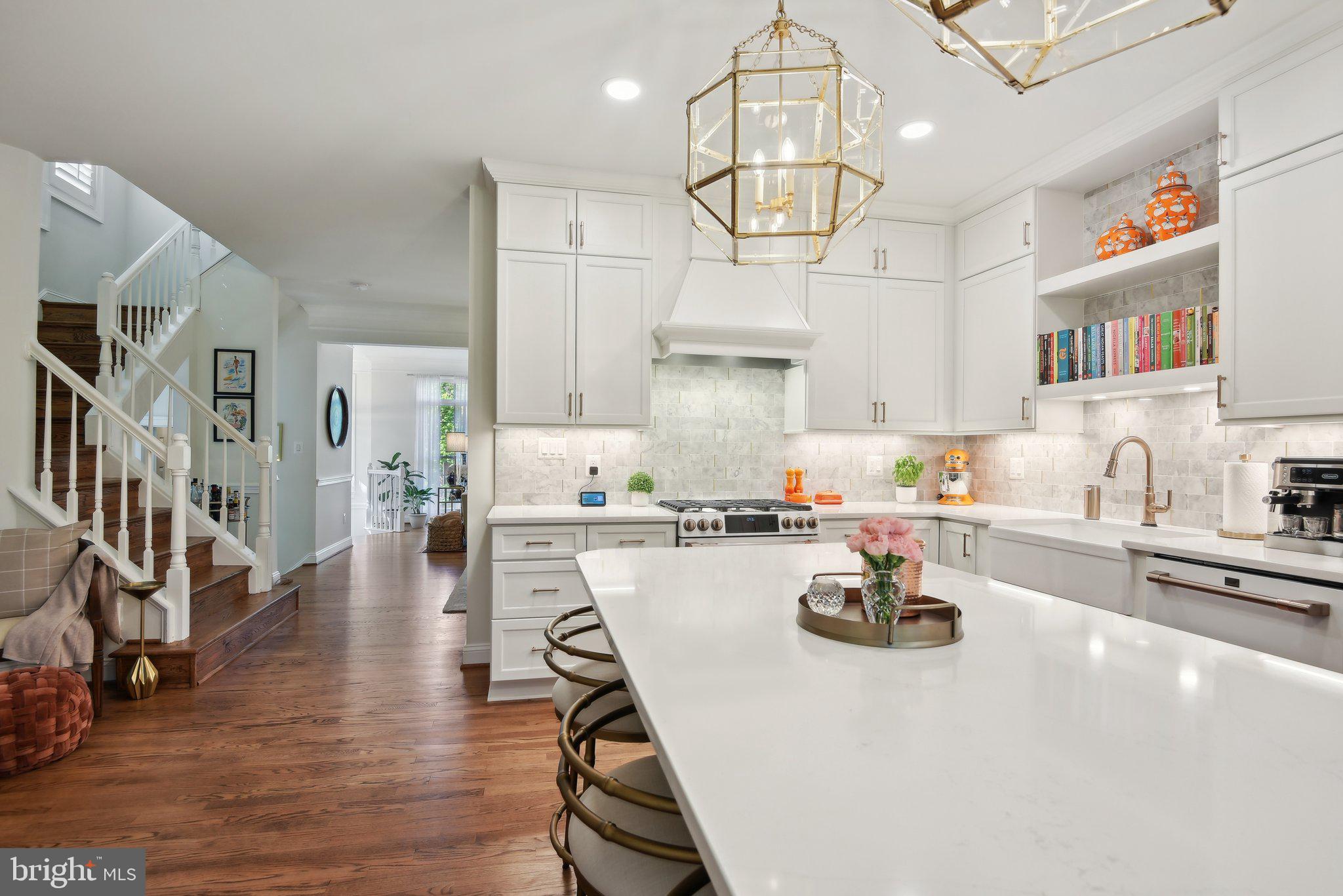 1331 Sundial Drive Reston, VA 20194 - Photo 12 of 38 Hardwood floors on main and upper levels!