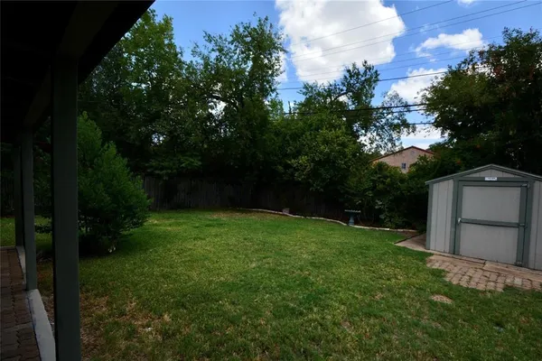 $2,250 | 3506 East Bangor Court, Irving, TX 75062