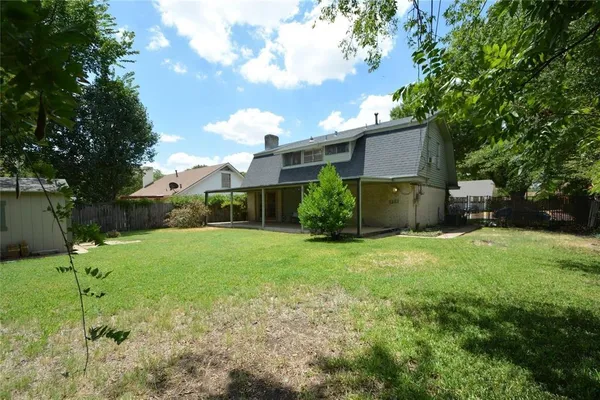 $2,250 | 3506 East Bangor Court, Irving, TX 75062