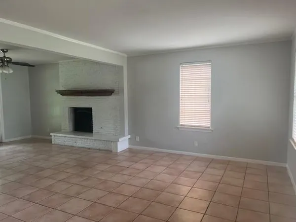 $2,250 | 3506 East Bangor Court, Irving, TX 75062