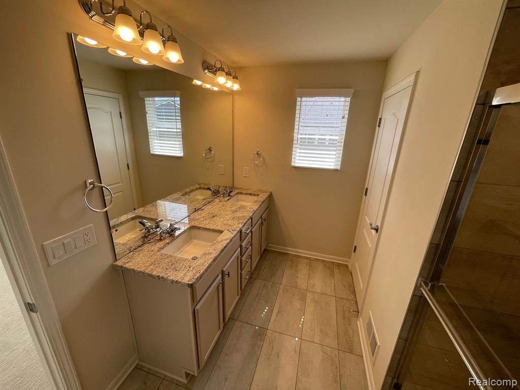 43545 Prospect Lane Novi, MI 48375 - Photo 15 of 22