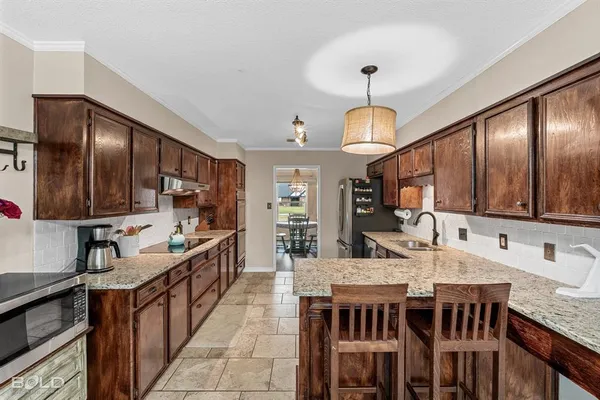 $427,000 | 2207 Landau Lane, Bossier City, LA 71111
