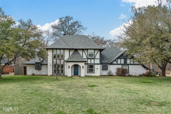 $427,000 | 2207 Landau Lane, Bossier City, LA 71111