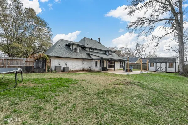 $427,000 | 2207 Landau Lane, Bossier City, LA 71111