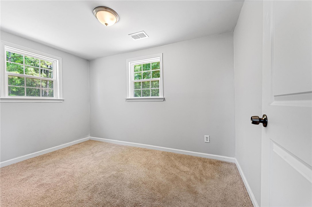 2324 Liberty Hill Road Hartwell, GA 30643 - Photo 13 of 33
