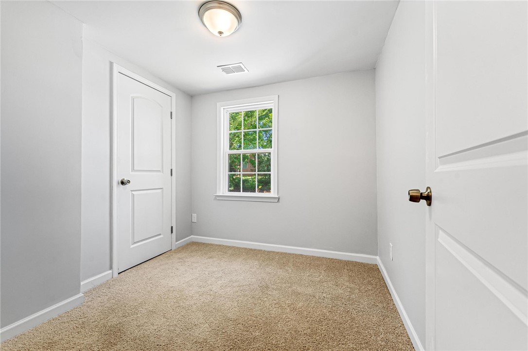 2324 Liberty Hill Road Hartwell, GA 30643 - Photo 14 of 33