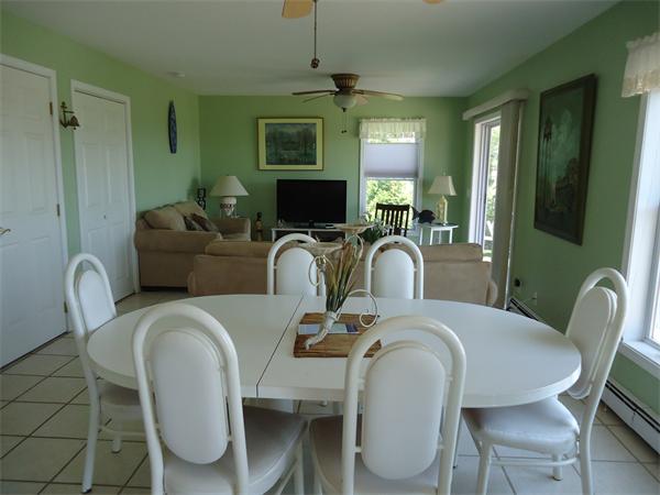 238 Brayton Point Road Westport, MA 02790 - Photo 5 of 20 Gallery Image 5