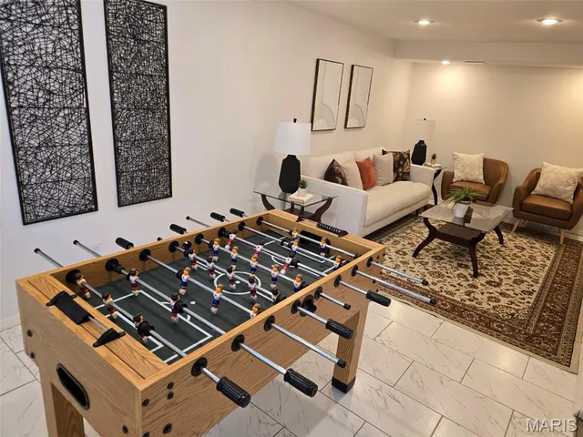 $239,900 | 1408 Whispering Creek Drive, Ballwin, MO 63021