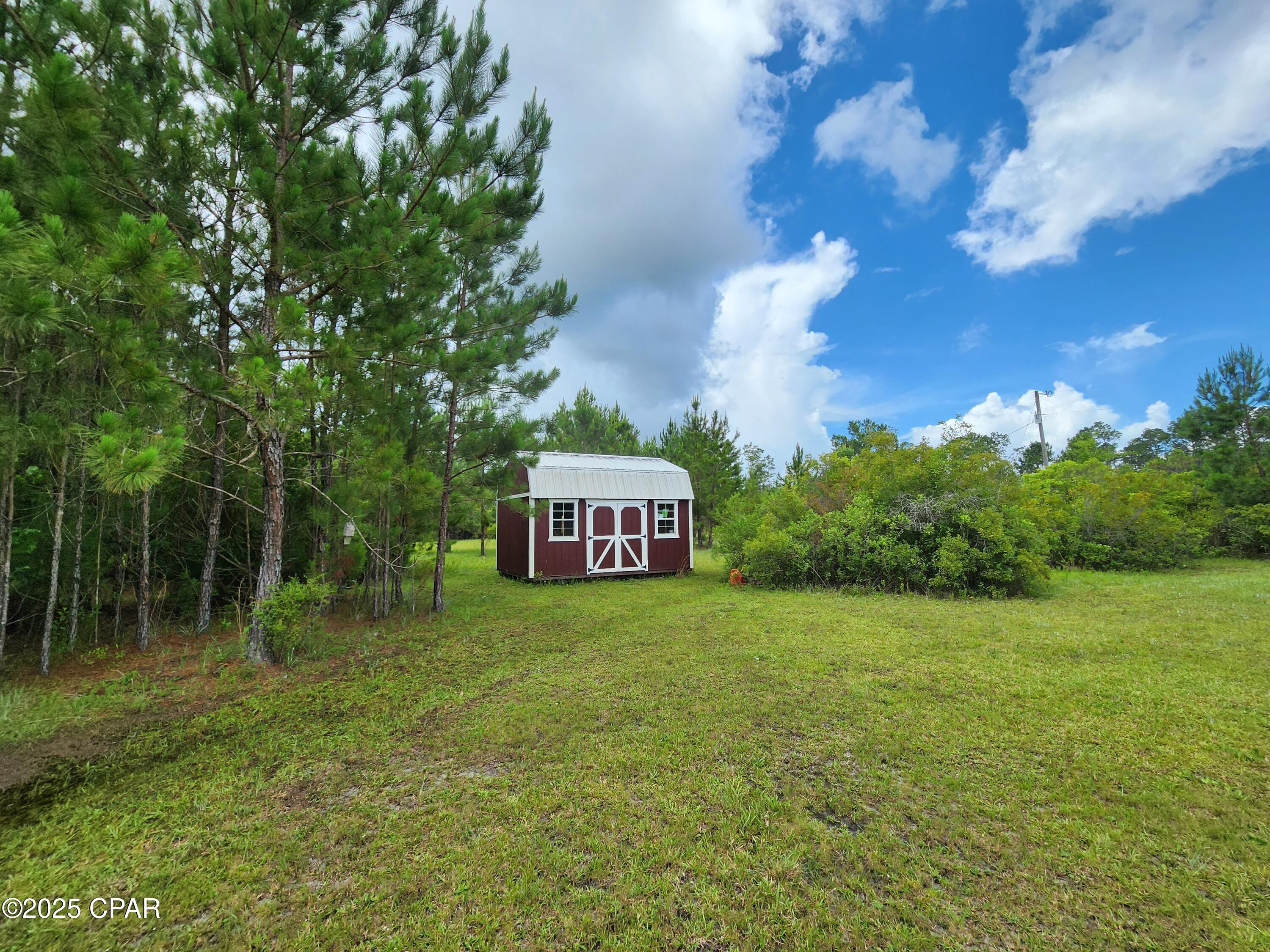 11136 Silver Lake Road Fountain, FL 32438 - Photo 17 of 30