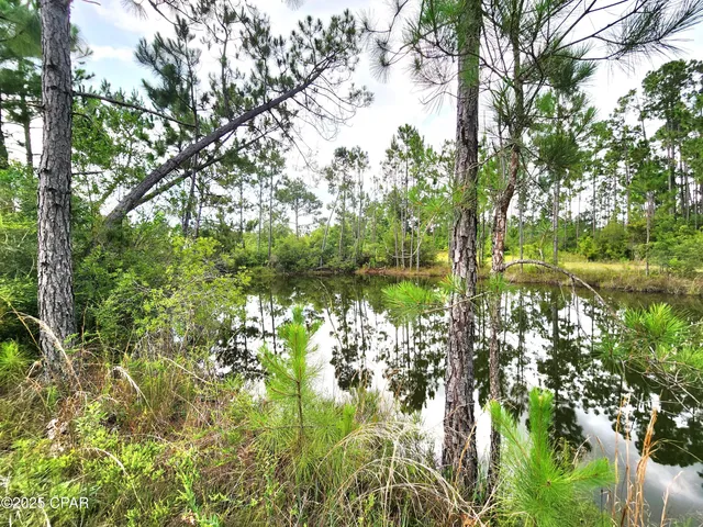 $268,500 | 11136 Silver Lake Road, Fountain, FL 32438