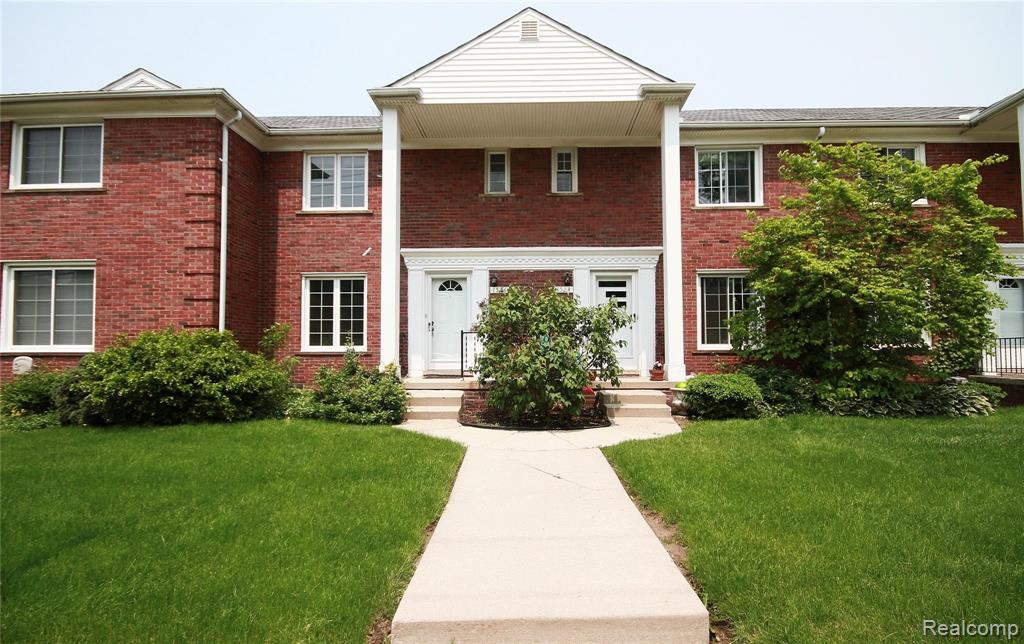 1526 West Webster Road Royal Oak, MI 48073 - Photo 3 of 38