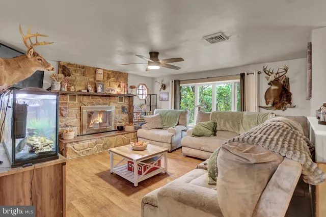 $500,000 | 4020 Mannsville Road, Elliottsburg, PA 17024