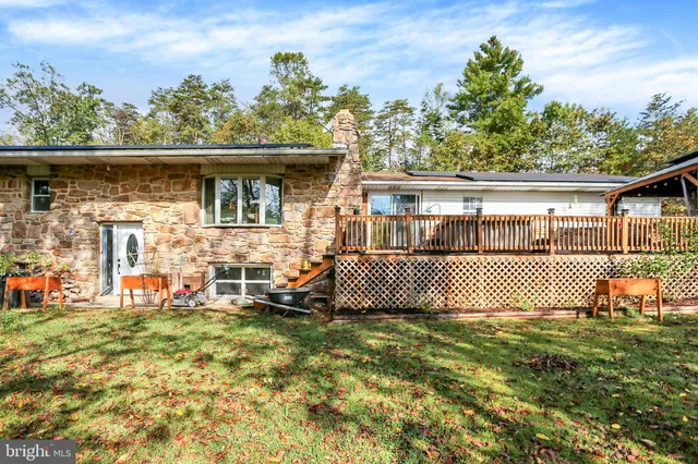 $500,000 | 4020 Mannsville Road, Elliottsburg, PA 17024