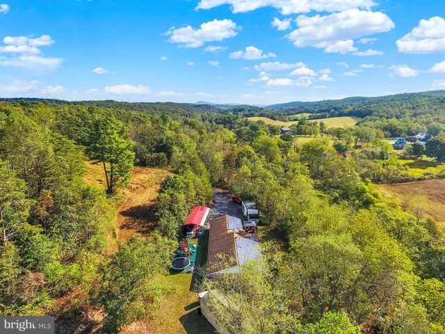 $500,000 | 4020 Mannsville Road, Elliottsburg, PA 17024